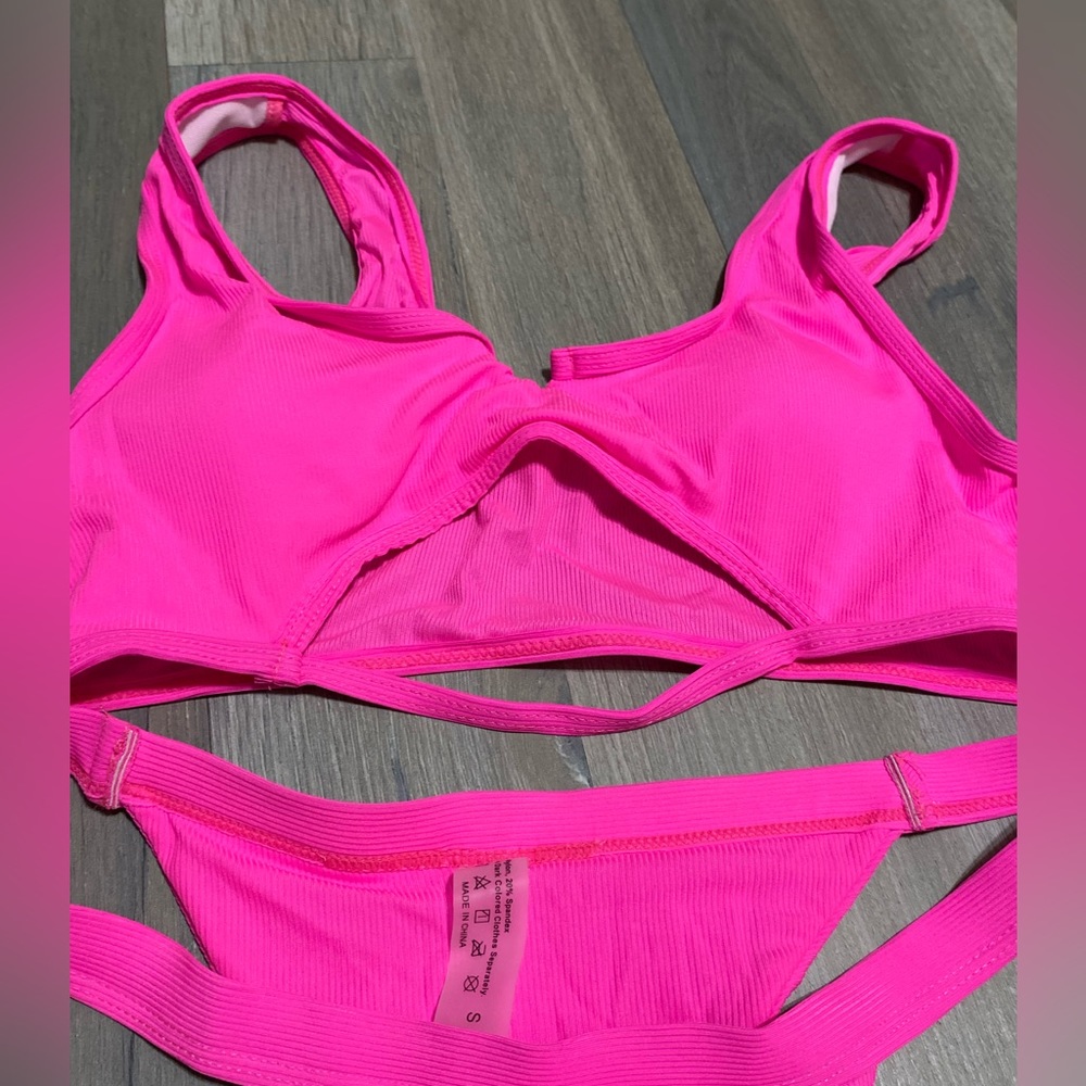 New Bathing suit - Picture 2 of 5